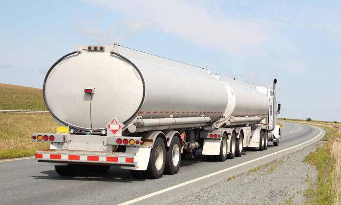Iran launches rail transit of Iraqi petroleum products to Turkey, Afghanistan